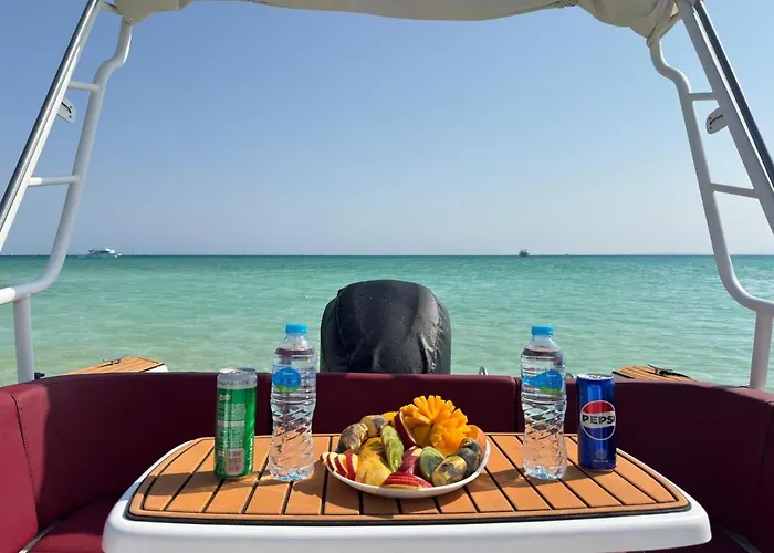 Blue Horizon Botel *
