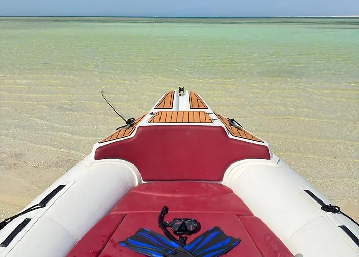 Blue Horizon Botel